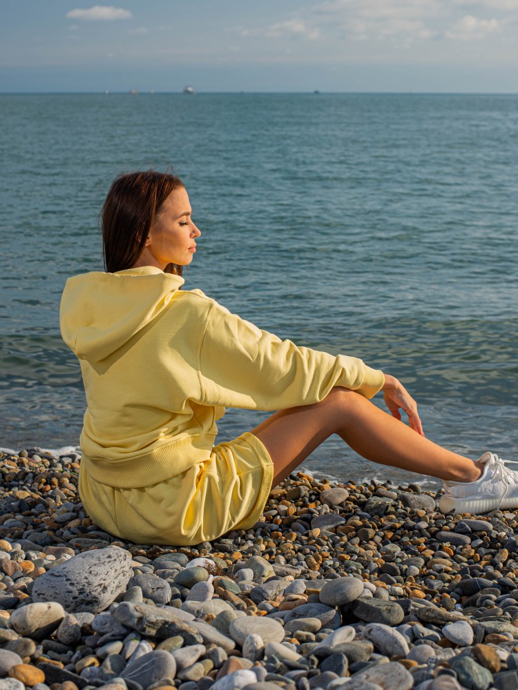 Костюм спортивный женский с шортами и худи Кензи