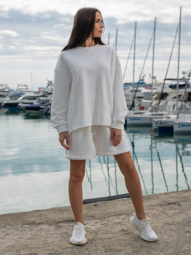 Костюм спортивный женский с шортами и свитшотом Медея